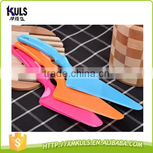 Eco Friendly ABS Pizza Shovel Pizza Cheese Cake Cutter Kinfe thumbnail-1