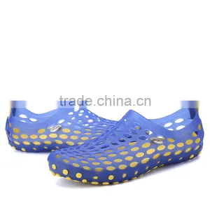 Plastic Shoes With Hole thumbnail-2