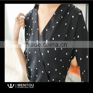 Wholesale Ladies Short Sleeve V Neck Dot Print Blouse thumbnail-5