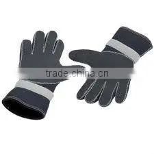 Neoprene Gloves thumbnail-1
