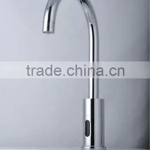 Automatic Sensor Bibcock(Cold Only) QH0108 thumbnail-1