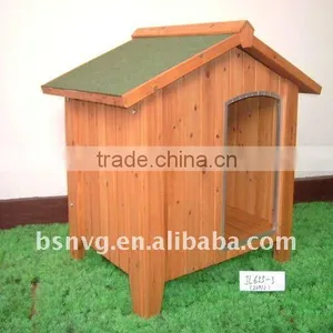 Wooden Classic Dog House thumbnail-1