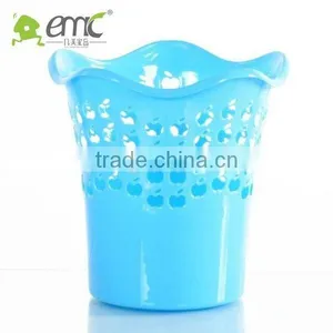 Colored Trash Can thumbnail-1