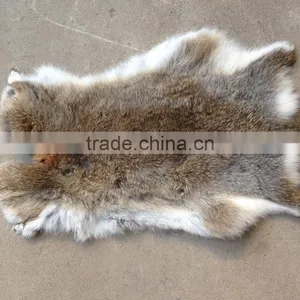 Top Quality Real Rabbit Fur / Natural Rabbit Skin / Rabbit Skin Price With Factory Price thumbnail-1