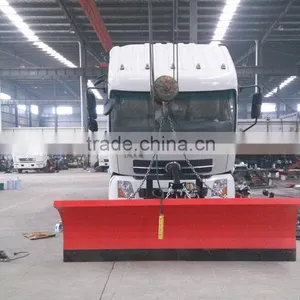 Dongfeng Bigger 10000Liters Road Cleaning Trucks, Street Cleaning Machines With Snowing Cleaning Equipment For Sales thumbnail-1