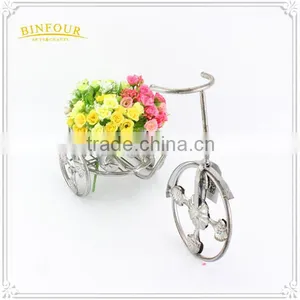 Metal White Ginkgo Biloba Shaped Lacework Planter Holder thumbnail-2