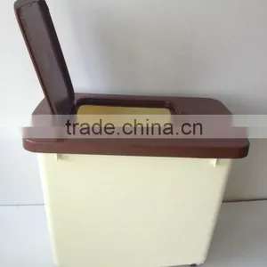 Hot Sale 12kg 30L Plastic Pet Food Storage Container thumbnail-5