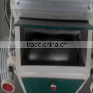 2015 Self Feeding Roller Mill China Supplier Machine With Price thumbnail-5