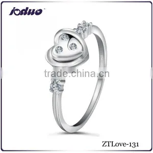 Korean Edition Fashion Jewelry Heart Design 925 Sterling Silver Wedding Rings thumbnail-1