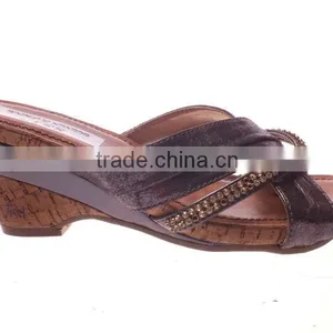 Trendy Lady Diamond Decoration Shoes Slippers With Mid Heel Wedge thumbnail-1