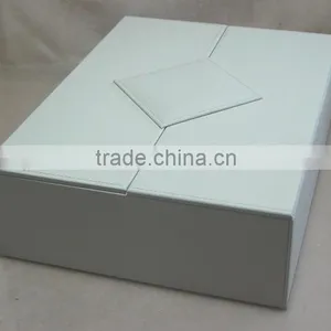 Wholesale Factory Custom Leather 2 Bottles of Red Wine Box, Beautiful White Gift Box thumbnail-3