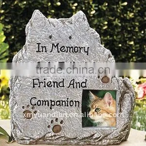 Cats Memorial Markers Have Space for a Photo of a Late Friend, Family Member or Pet thumbnail-1