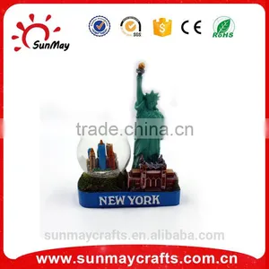 Wholesale Custom Souvenir New York Snow Globe for Sale thumbnail-1
