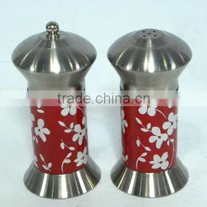 Salt and Pepper Mill thumbnail-1