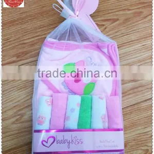 Cute Design Hooded Baby Bath Set thumbnail-1