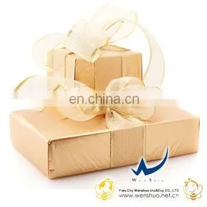 Suitcase Gift Box thumbnail-1
