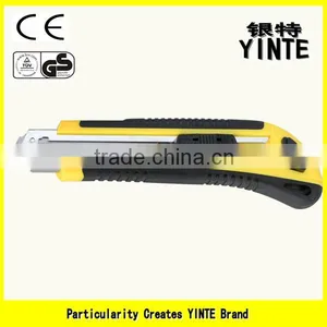 China Factory Hand Tool Utility Knife Cutter With New Insulation Plastic and Silver Color thumbnail-1