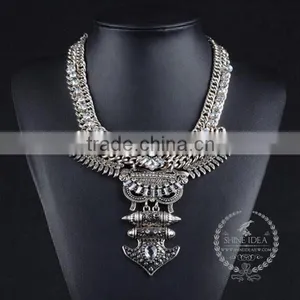 High Quality Vintage Rhinestone Chunky Statement Necklace Tin Alloy Fashion Women Pendant Necklace 6390102 thumbnail-1