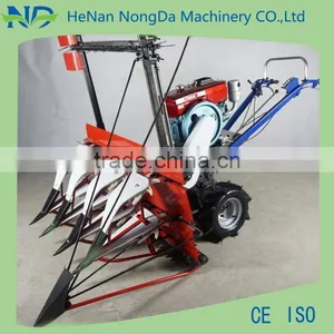 Small Combine 4 Rows Corn Reaping Machine thumbnail-3