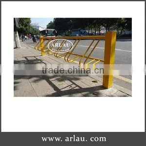 Arlau Galvanized Steel Wall Mount Bike Rack thumbnail-1