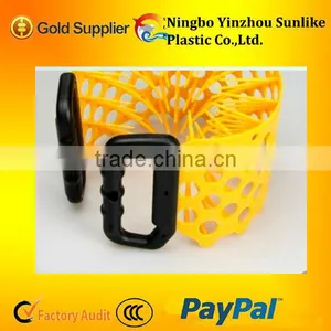 Relaxing Plastic Head Massager thumbnail-1