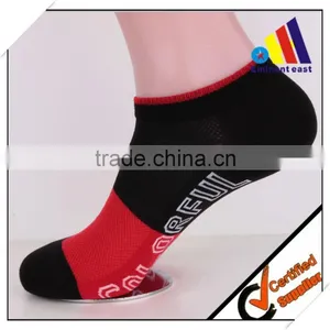 Men's No Show Moisture Management Socks 3 Pack thumbnail-1