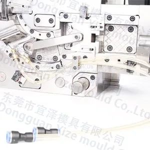 ODM Medical Injection mold With Cylinder China Manufacture for Healthcare Industry thumbnail-1
