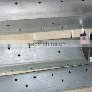 S235jrg Angle Steel Equal With Punched Holes thumbnail-5