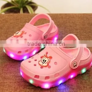 Hot Sale Comfortable Lovely Cartoon Led Light up Kids Shoes thumbnail-2