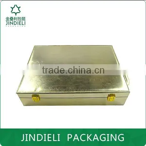 Shining Classic Golden Cosmetic Case thumbnail-1