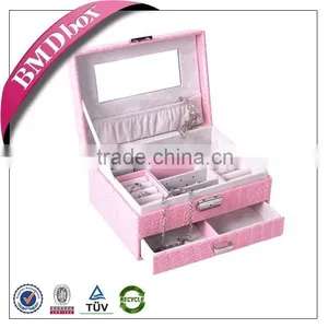 Hot New Products for 2014 Hand-made Template Cardboard Display Box thumbnail-3
