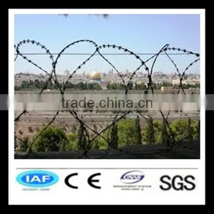 14 Gauge Galvanized Barbed Wire thumbnail-1