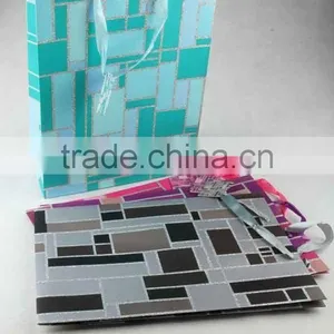 Foldable Gift Bag With Irregular Squares/ Shopping Bag thumbnail-2
