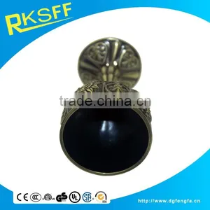 Fasion Style Die Casting Metal High Quality Goblet thumbnail-3