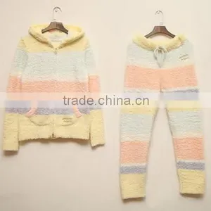 Colorful Best Quality Comfortable Fleece Women Sleepwear With Zipper thumbnail-1