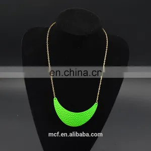 Wholesale Crystal Diamond Rhinestone Fashion Pendant Necklace MCB-0038 thumbnail-2