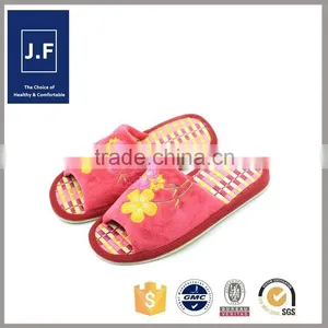 2015 Cheap Price Good Quality Comfortable Embroidered Slippers Lady thumbnail-2