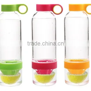 FDA LFGB SGS Approved Tritan Lemon Bottle Fruit Infuser Water Bottle thumbnail-4