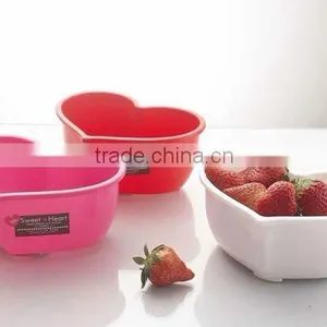 Plastic Heart Shape / Laundry Fruit Storage Basket thumbnail-1