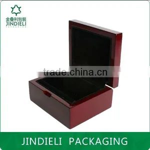 Dark Red Wood Lacquered Jewelry Box Packaging thumbnail-1