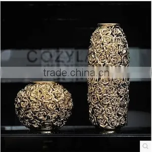 Golden Centerpiece Home Decoration Ceramic Vase With Rose Design thumbnail-1