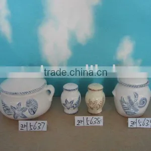 Ceramic Pepper Shaker thumbnail-1
