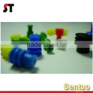 Silicone Plug With Screws thumbnail-1