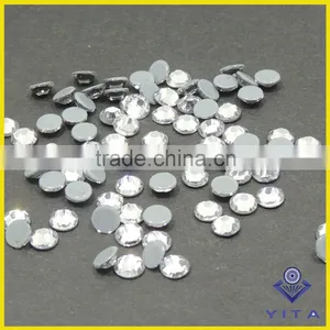 Hight Quality SS30 SS34 White Glass Crystal Hotfix Flat Back Rhinestone Made in China thumbnail-3