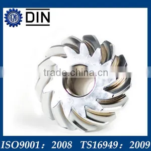 Good Quality Spur Gears With Certificates of ISO9001:2008 on Tractor thumbnail-2