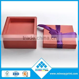 High Quality Fashion Customize Gift Box Packaging thumbnail-1