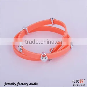 2016 Teen Girl Peach Silicone Magnetic Bracelets thumbnail-1