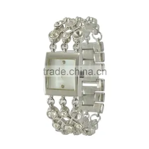 New Models Unique Design Big Diamond Bands Alloy Quartz Jewelry Watch thumbnail-4