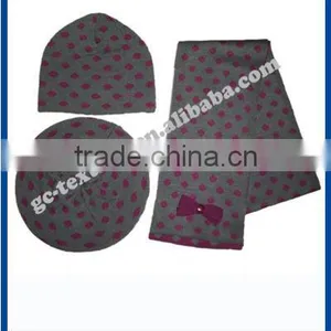 Purple Beret and Scarf thumbnail-1