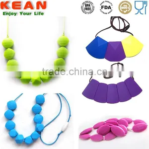 Easily Cleaned With Water Silicone Bead Necklace Silicone Teething Necklace White Black thumbnail-2
